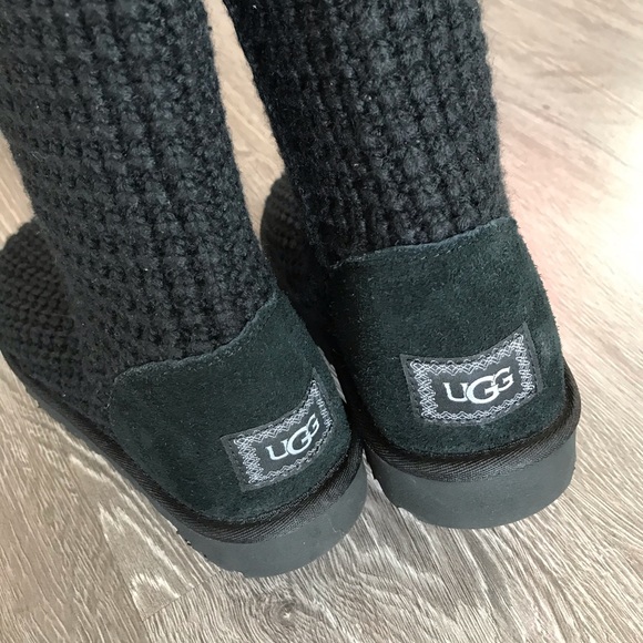 UGG CLASSIC SOLENE TALL FASHION BOOT - Picture 4 of 7